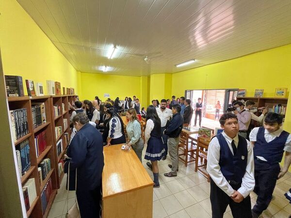 Filadelfia habilitó biblioteca pública municipal - Noticias del Chaco - ABC Color