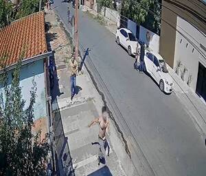 Crónica / ¡Ahí va el asado!: Saltan a la luz imágenes de una corrida "encarnecida" tras robo