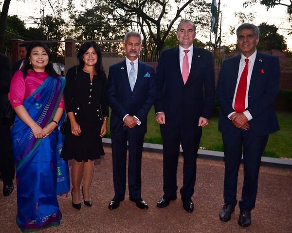 Elegante recepción por la apertura de la embajada de la India en nuestro país - Sociales - ABC Color