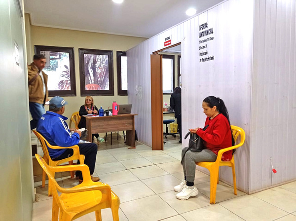Denuncian privilegios para percibir pensión de los adultos mayores - La Clave