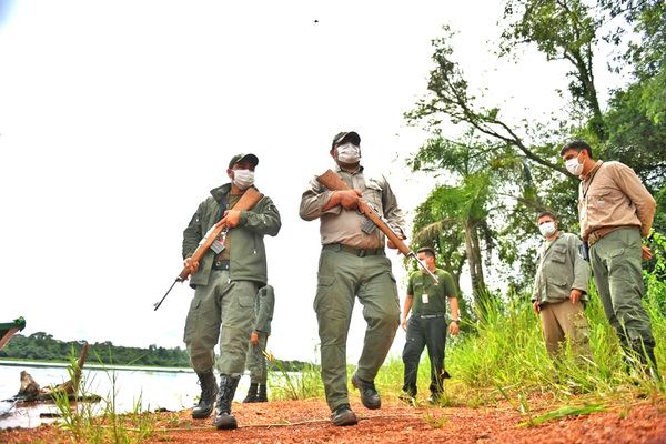 Condenan a rapai pillado por cazar animal ka’aguy en reserva de Itaipu - La Clave