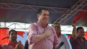 Periodista brasileño asegura que EEUU investiga a Cartes desde el 2007