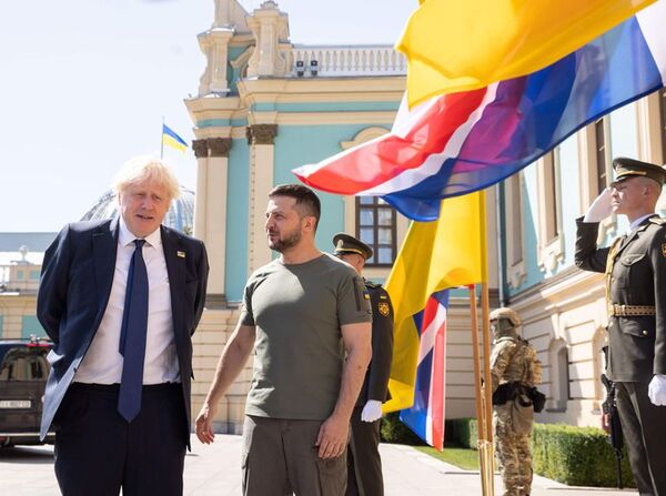 Día de la Independencia de Ucrania: el premier británico explica porqué Kiev ganará la guerra - Mundo - ABC Color