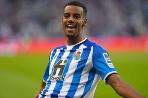 La Real Sociedad traspasa al sueco Alex Isak al Newcastle por 70 millones - Fútbol Internacional - ABC Color