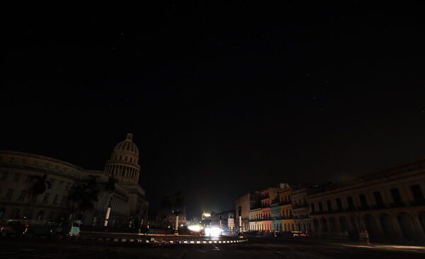 La empresa eléctrica de Cuba prevé este miércoles un dèficit del 24 % - MarketData