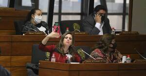 La Nación / Riña por listas legislativas podría causar salida del PEN de la Concertación