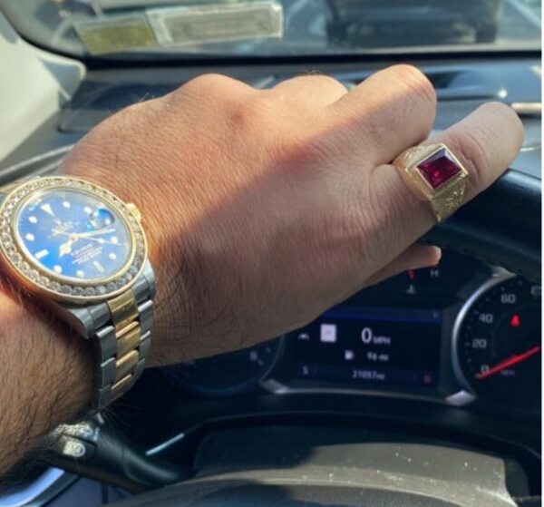 Inexperiencia o ignorancia para delinquir en Lambaré con un Rolex, joyas y un Louis Vuitton - Policiales - ABC Color