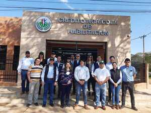 Realizan visita técnica a funcionarios y productores agrícolas de Itapúa