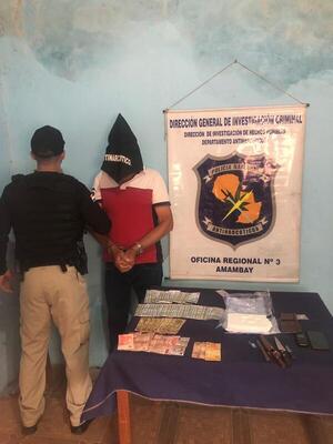 Antinarcótico detuvo a dos personas durante allanamiento