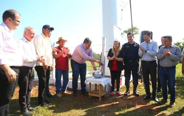 Municipalidad de Coronel Oviedo inaugura el primer sistema de provisión de agua potable en Aguapety – Prensa 5