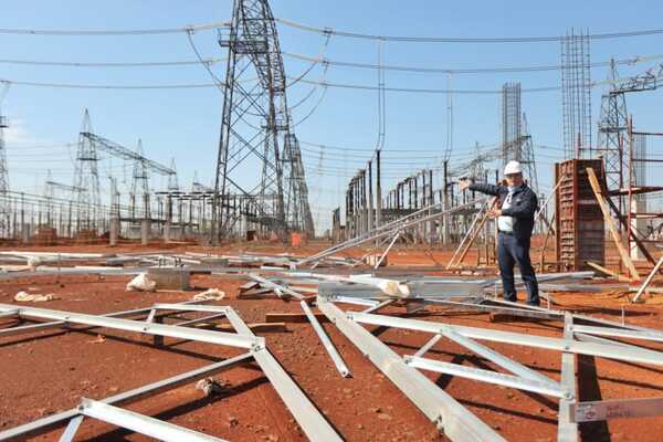 Avanzan obras estratégicas para la expansión del sistema eléctrico de la ANDE