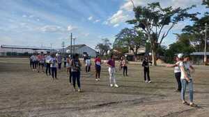 Comunidades educativas de Puerto Casado se plantan ante intención de intendente de suspender desfile | Radio Regional 660 AM