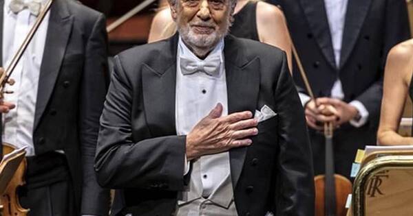 La Nación / Plácido Domingo se declara inocente ante supuesta vinculación con secta sexual
