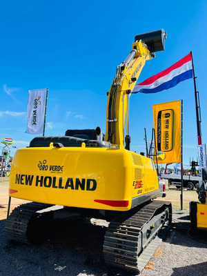 New Holland Construction presentó su gama de productos en Expo Máquina 2022