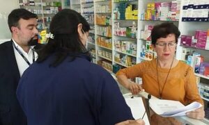 Intervienen farmacia en CDE por denuncias de irregularidades