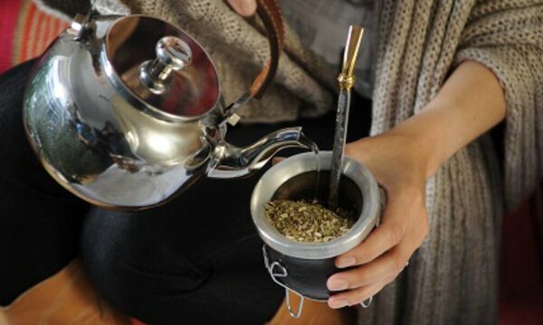 ¿Sabías que tomar mate en ayunas acelera el metabolismo?