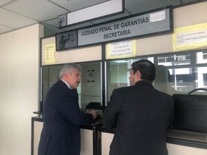 Arnaldo Giuzzio compareció en tribunales - Judiciales.net