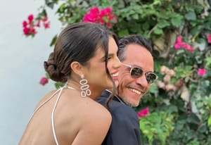 ¡En camino! Nadia Ferreira y Marc Anthony ya abordaron el abordaron el avión que los trae a Paraguay - Te Cuento Paraguay