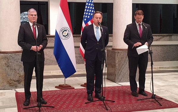 Embajador de EEUU anuncia que habrá más «designaciones» y «pedidos de extradición»
