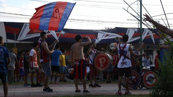 Crónica / Así fue la "manifestación pacífica" de cerristas en Ciudad del Este