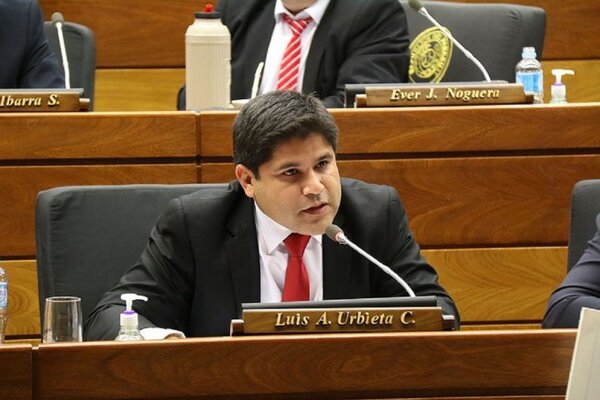 Luis Urbieta se suma a la bancada de Honor Colorado - ADN Digital