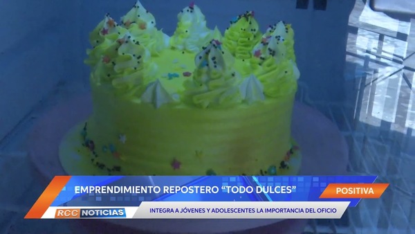 Emprendimiento de repostería ayuda a jóvenes en el Bañado Sur.