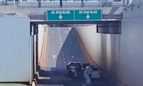 Asaltan a empleada debajo de viaducto cuando iba a realizar depósito en un banco de CDE