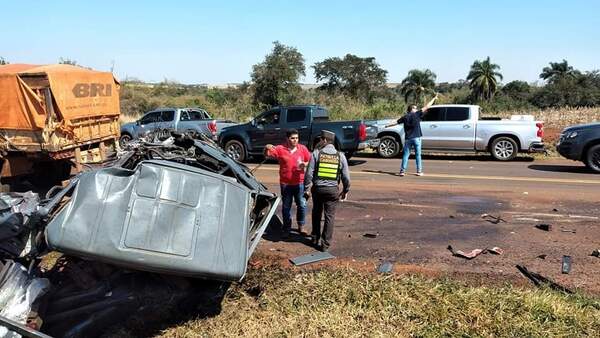 Un muerto y varios heridos durante violento accidente - La Clave