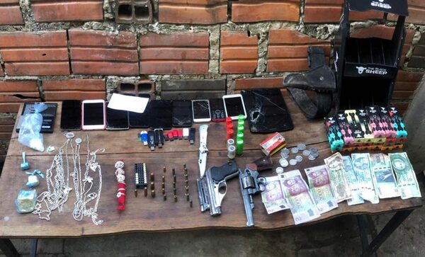 Detienen a presuntos autores de un robo mano armada en MRA - Megacadena — Últimas Noticias de Paraguay