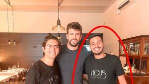 Chef lambareño se lució y deleitó con su comida a Piqué
