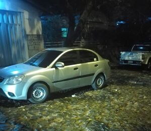 Usaron vehículo robado para asaltar y lo abandonaron en el barrio Ciudad Nueva - Policiales - ABC Color