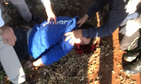 Joven motociclista muere al impactar contra camioneta que le cerró el camino – Diario TNPRESS