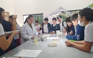 FIA-UNE realiza Circuito Eco didáctico y Charlas técnicas a estudiantes de la zona