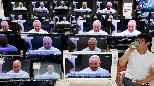 El papa Francisco pide que lo inviten a visitar Corea del Norte