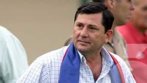 Crónica / Luis Pettengill: "Si era Zapag, me retiraba tras hacer el estadio"