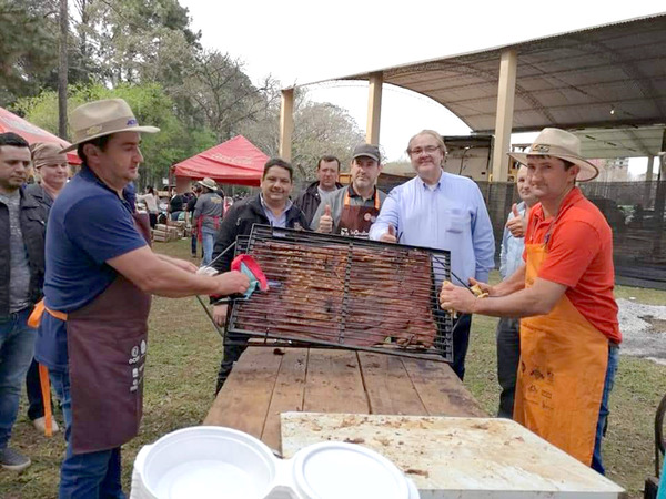 Este domingo será la 13ª edición de la Fiesta del Lechón maturado - La Clave