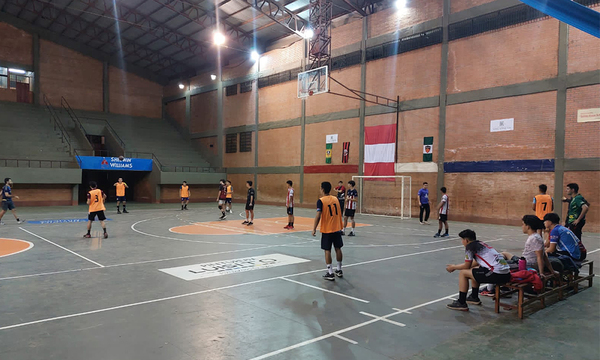 ¡Día de debut! La Selección Ovetense de Balonmano inicia hoy el camino rumbo al Campeonato Nacional - OviedoPress