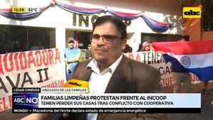 Familias limpeñas protestan frente a Incoop - ABC Noticias - ABC Color