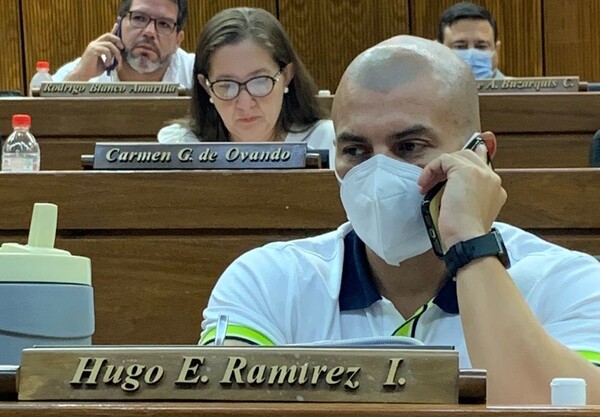 Tomarán postura oficial “en estos días” sobre pedido juicio político a Sandra Quiñonez | 1000 Noticias