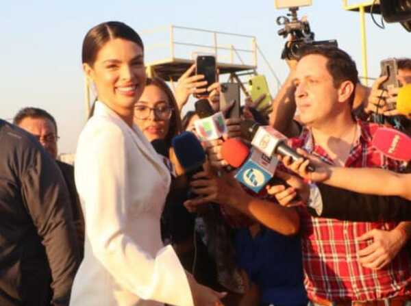 Agustín Genovese se defendió de ataques por preguntar a Nadia Ferreira sobre JLo