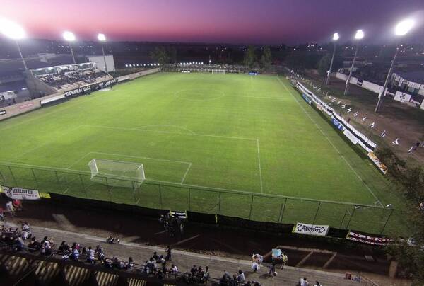 Crónica / ¡¡¡[VIDEO] Se remató el estadio del club General Díaz!!!