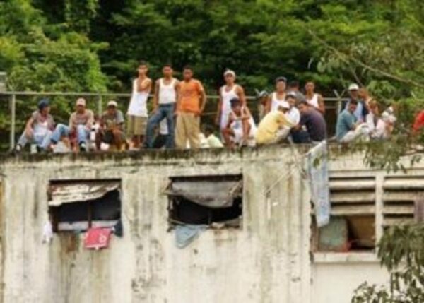 Cárceles más anárquicas de Venezuela siguen fuera de control