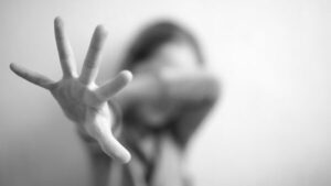 Diario HOY | Condenan a 24 años de cárcel a hombre que violó a sus dos hijas menores