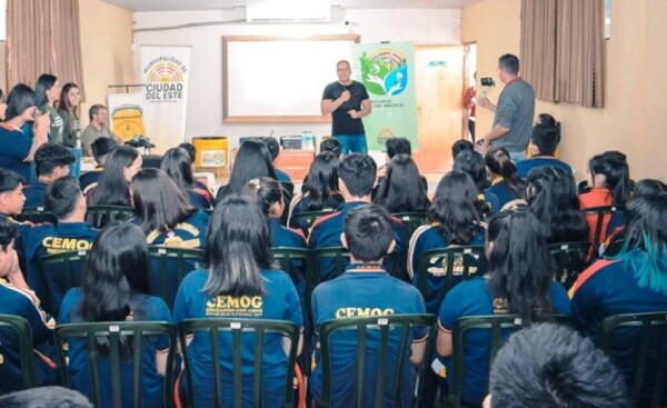 Impulsan educación ambiental en colegios de Ciudad del Este