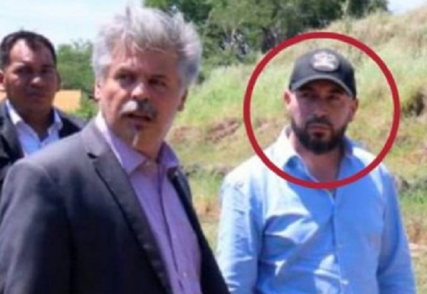 Al menos 10 vehículos fueron mandados arreglar por Giuzzio en empresa de su amigo narco - Noticiero Paraguay