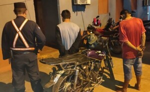 Detienen a motochorros y recuperan cartera con G. 3.500.000