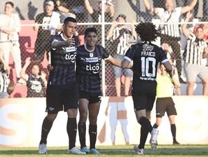 Libertad y un clásico para seguir firme en la cima del torneo - Libertad - ABC Color