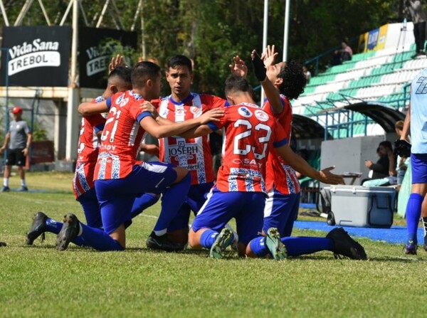 Una victoria y un empate en el inicio del capítulo 24 - APF