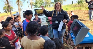 Comunidades indígenas de Itapúa son instruidos sobre uso de la Máquina de Votación | 1000 Noticias