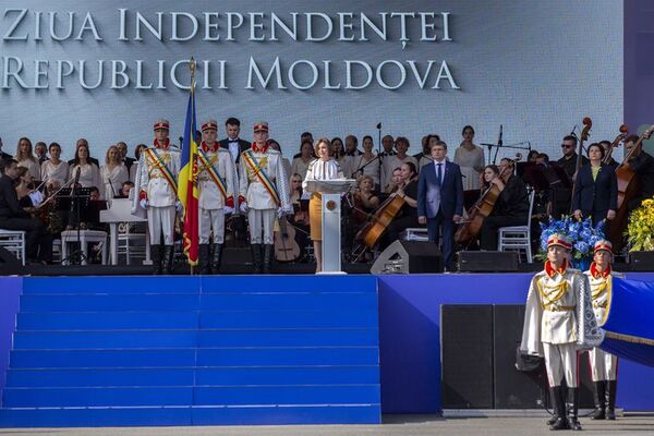 Moldavia defiende ingreso en UE y condena campaña rusa en día independencia - Mundo - ABC Color